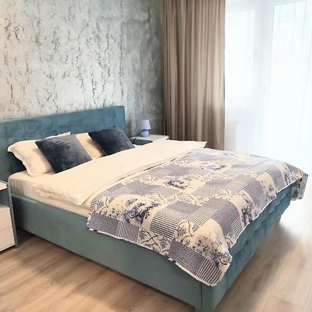 Simona Apartament Iulius Mall ヤシ エクステリア 写真