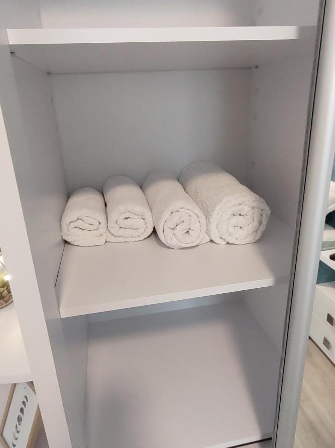 Simona Apartament Iulius Mall ヤシ エクステリア 写真