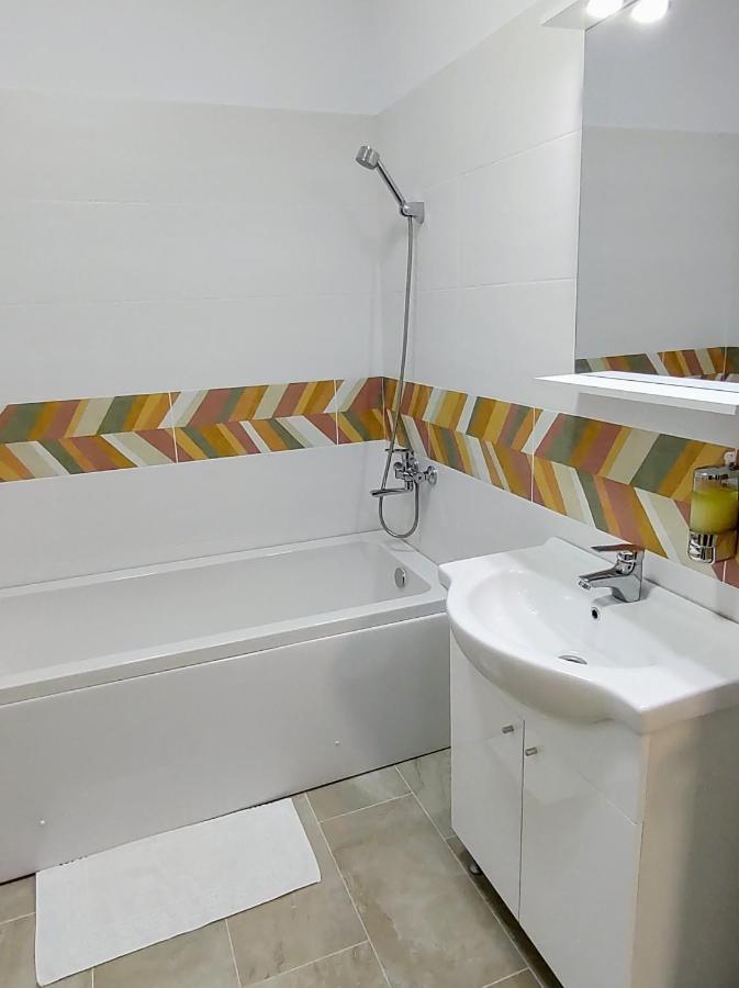 Simona Apartament Iulius Mall ヤシ エクステリア 写真
